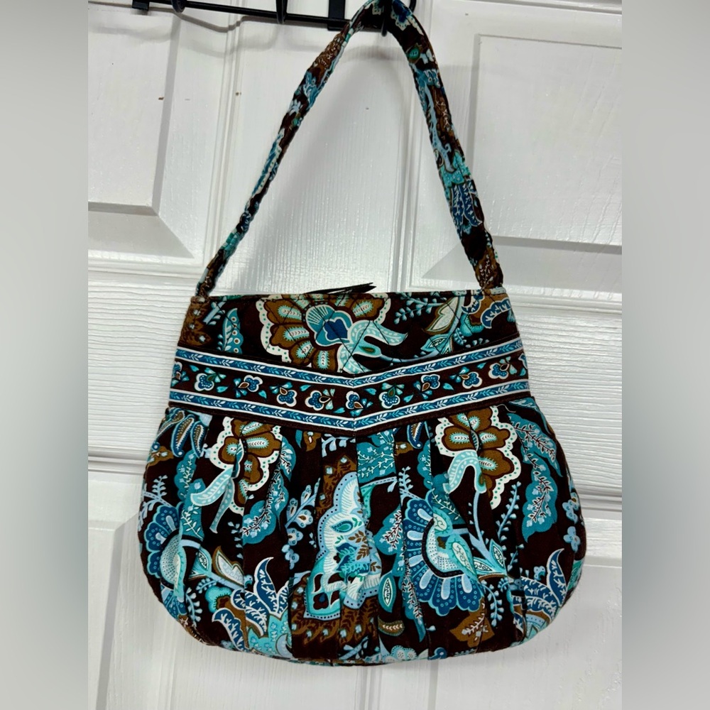 Vera Bradley retired Java Hannah hand bag, blue and brown accents, zipper close